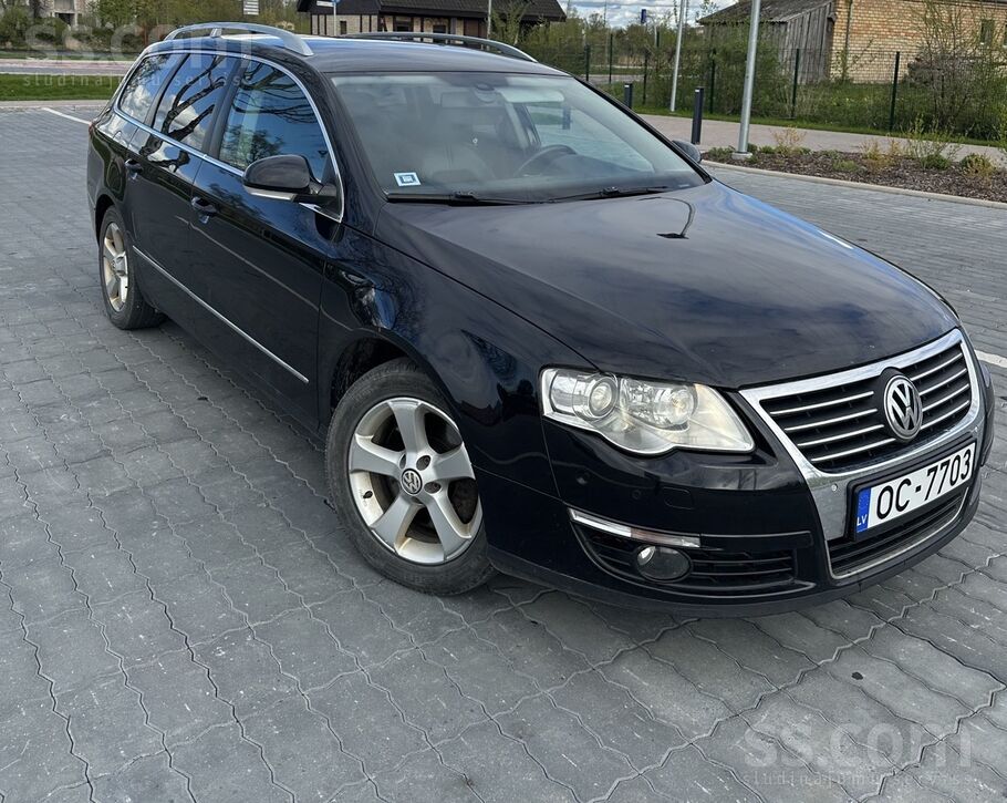 Volkswagen Auto labā tehniskā stāvoklī. Sēdies un brauc. Pirm