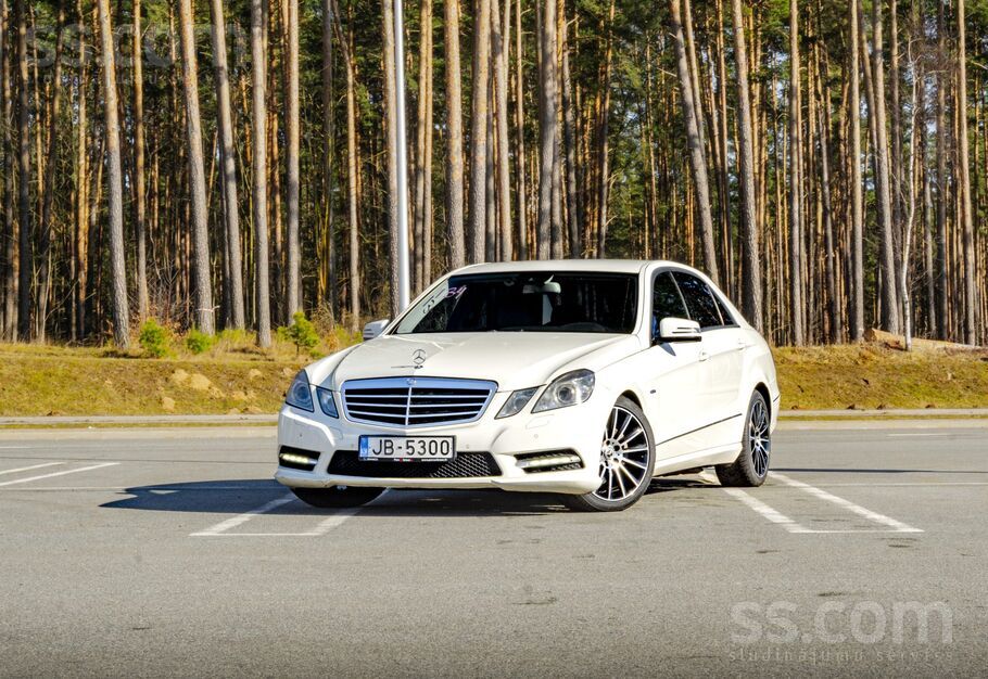 Mercedes Mercedes Benz E200 2.2l dīzelis. 100kw