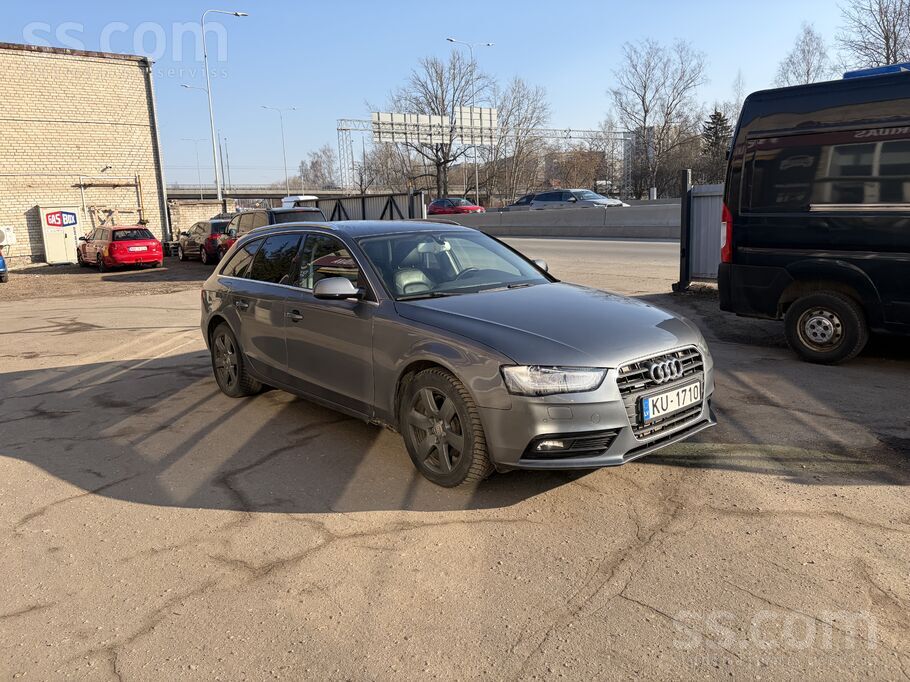 Audi Teicama tehniska stāvokli, ir vizuāli defekti.