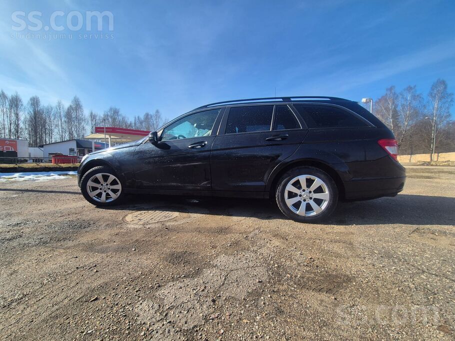 Mercedes Pārdodu Mercedes-Benz C220