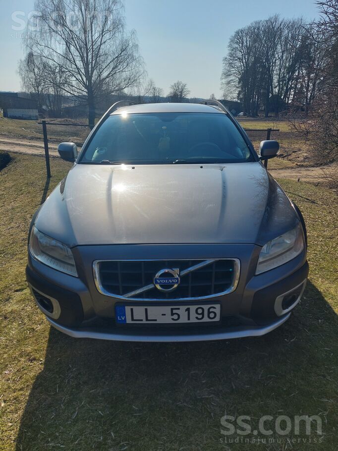 Volvo xc70. 2.4D. Fwd. Jauna apskate. 2atslegas. nodokļi par šo gadu nomaksā