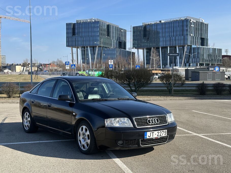 Продаю свой Audi A6 C5 2002 года. C живым бензиновым 2.4 (125кв, 170 л. с. ,