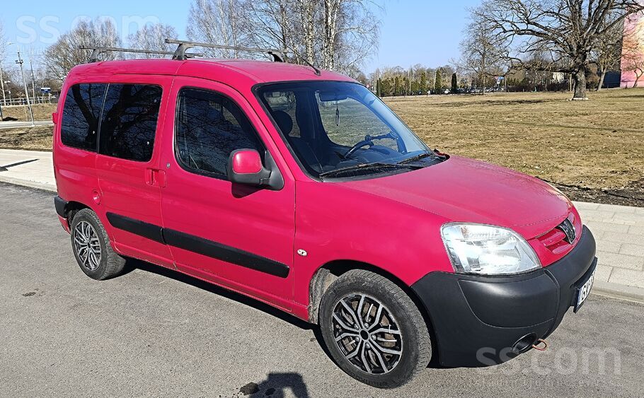 Peugeot Partner 1.6i 16V Multispace. Бензин-газ (баллон-бублик 40 литров на