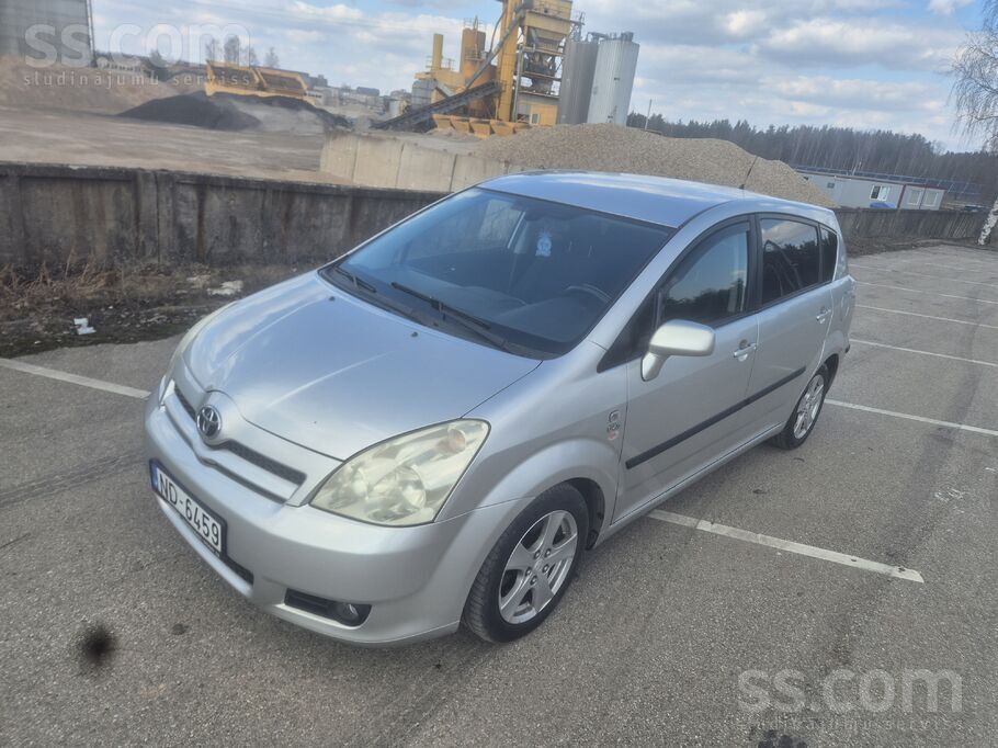 В хорошем состоянии. Не ржавая. Обслужена. В одних руках 7 лет. Всегда была