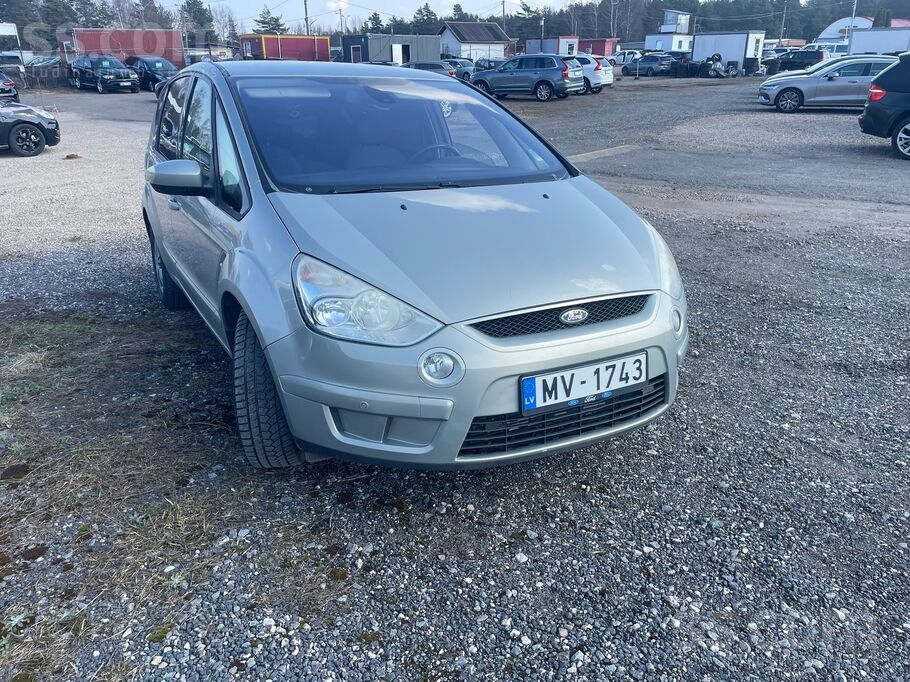 Ford S-Max