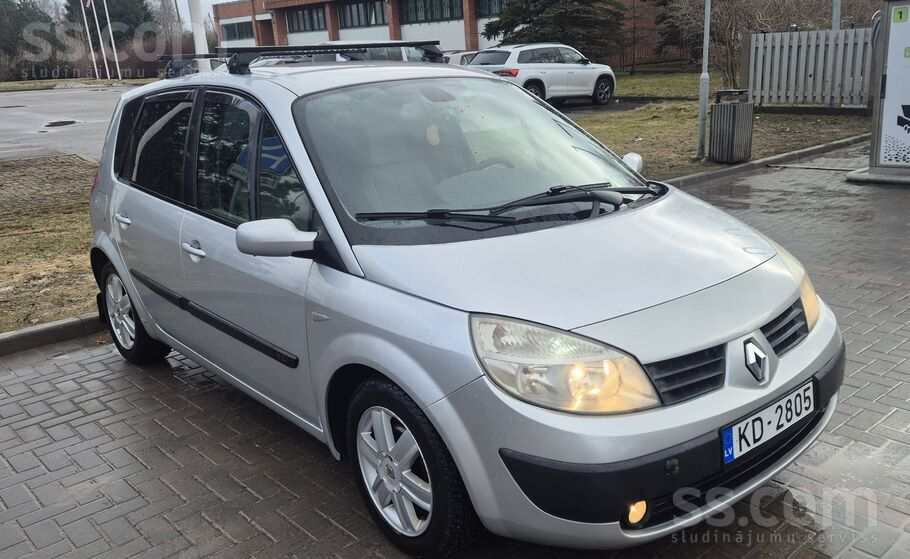 Renault Pārdodu Renault Megane Scenic , labā tehniskā un v