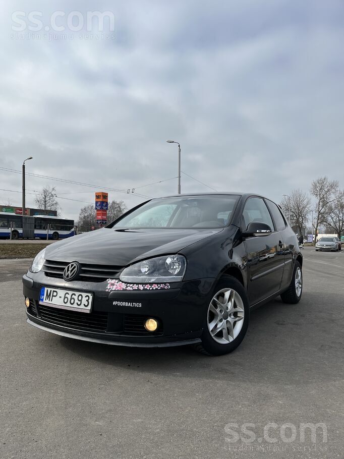 Volkswagen Pārdod Golf 5 1.9 Tdi 77kw, 6 robu manuālis, 2005.
