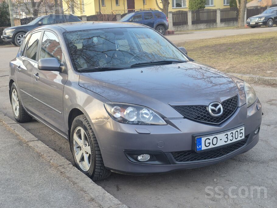 Benzīns, automāts.
Ekonomisks dzinējs, ērts un dinamisks auto. Salons tīrs