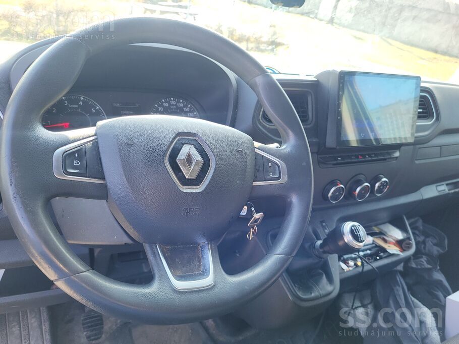 Pārdodu labu Reno masteru, nevajag viņeti ļoti daudz vietas kravas kastē, sī