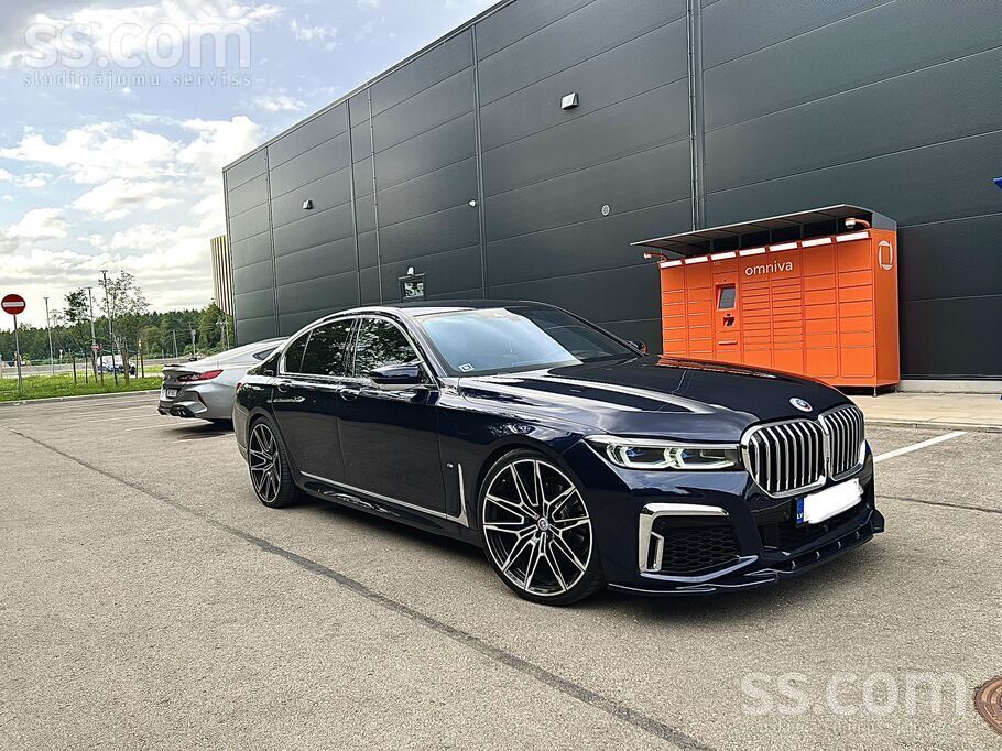 BMW 730xdrive, perfektā stāvoklī, praktiski pilnākā ko