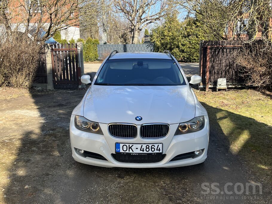 Pārdodu facelift BMW E91 325d, ar veco labo M57 145 kw dzinēju.
Automašīna