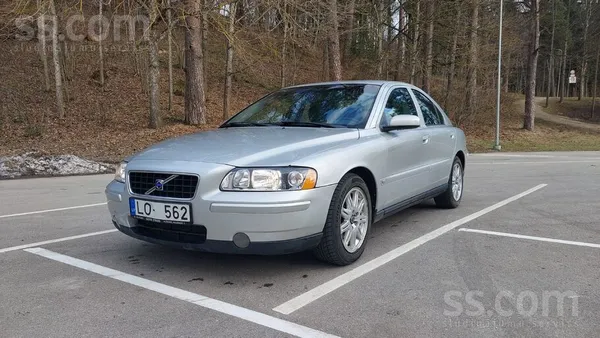 Volvo Pardod Volvo S60.2005.gada. 2.4D5 dizelis(96kw). A