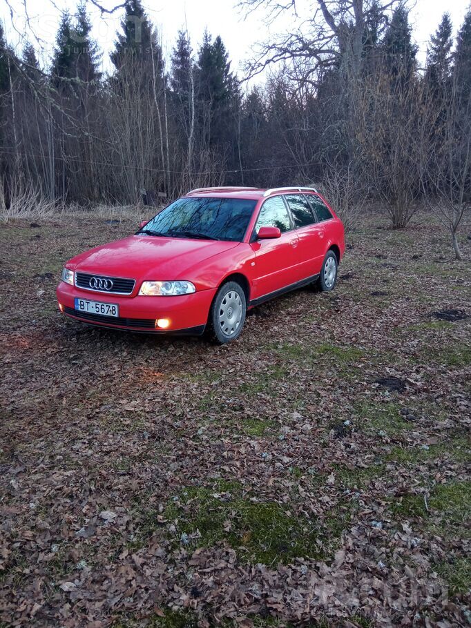 Audi Pārdodu audi ar nesen izietu jaunu apskati, nodokl