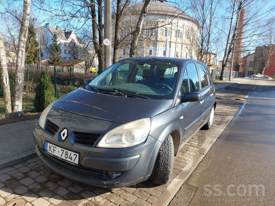 Ekonomiskās klases auto.
Labais Renault 1.5l dīzeļa motors 63kW Euro4, p