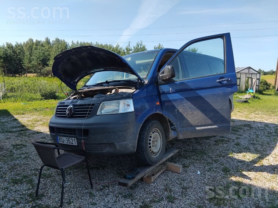 Auto stāv bez pielietojuma.
Ir nomainīts jauns sajūgs un stūres pastiprinā