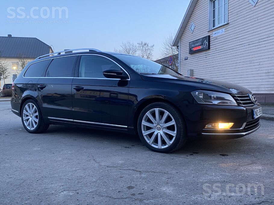 Pasatt b7
2.0tdi 125kw
Dsg 7
R18 diski ar vasaras riepam labàm. 
Piekabe