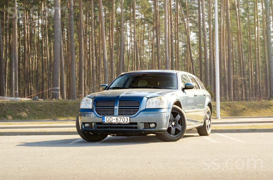 Dodge Dodge Magnum Awd 3.5l benzīns. 187kw