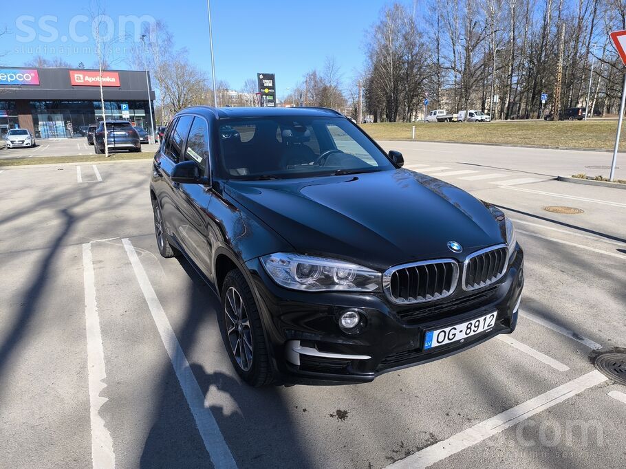 Продается BMW Х5 , 16.03.2015 года, 3, 0 дизель, 190кВ. Оригинальный пробег-