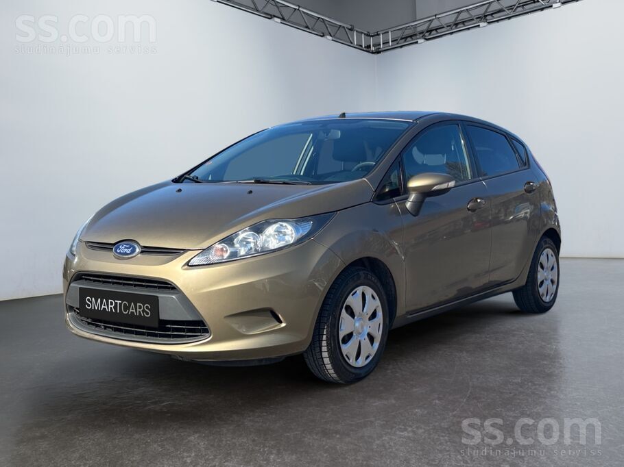 Ford Fiesta 1.2 Duratec ar manuālo pārnesumkārbu. Jauns auto iegādāts Latvij