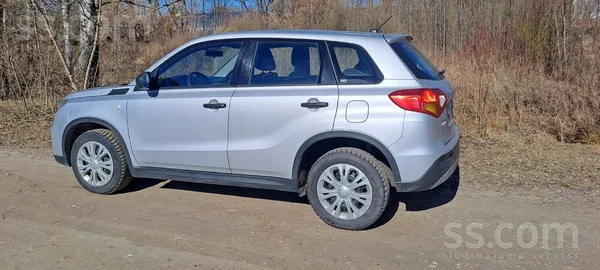 Suzuki Pārdod 2016.gada Suzuki Vitara 1, 6l Benzīns(88Kw/