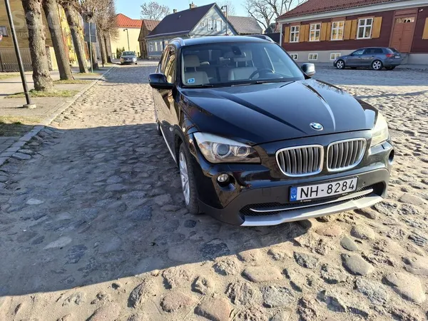 BMW Pārdodu BMW X1 2.0 D, automātiskā ātrumkārba, balt