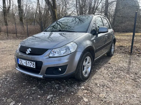 4x4
2.0 99.2kw-135cv
29.11.2011.
Suzuki Sx4
214707km. 

Bez nobraukuma
