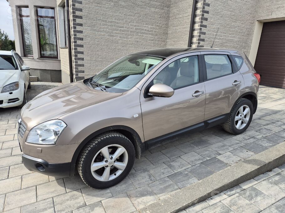 Nissan Qashqai 2.0 benzīns 4x4 pilnpiedziņa, 2008. gads. Pirkts Latvijā, vie