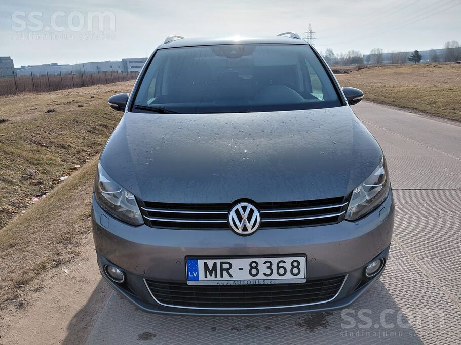 Volkswagen Sakarā ar autoparka nomaiņu uzņēmums pārdod VW Tou