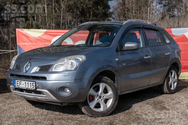 Pārdod Ranault Koleos. 2.5l. Benzīns/ Gāze. Izturīgs un funkcionāls. TA līdz
