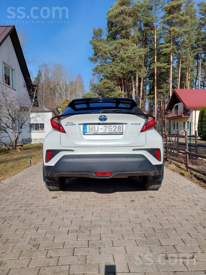 Toyota Toyota C-Hr Crossover 1.8 Hybrid Style Plus E-Ctv,
