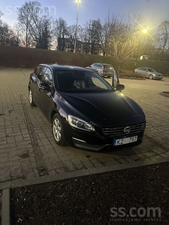 Volvo Pārdodu Volvo V60 – uzticams, ekonomisks un komfor