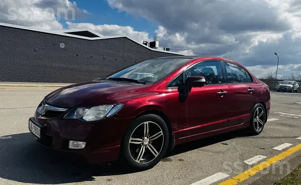 Honda Pārdod Honda Civic 1.8 benzīns, automāts, 2007. ga