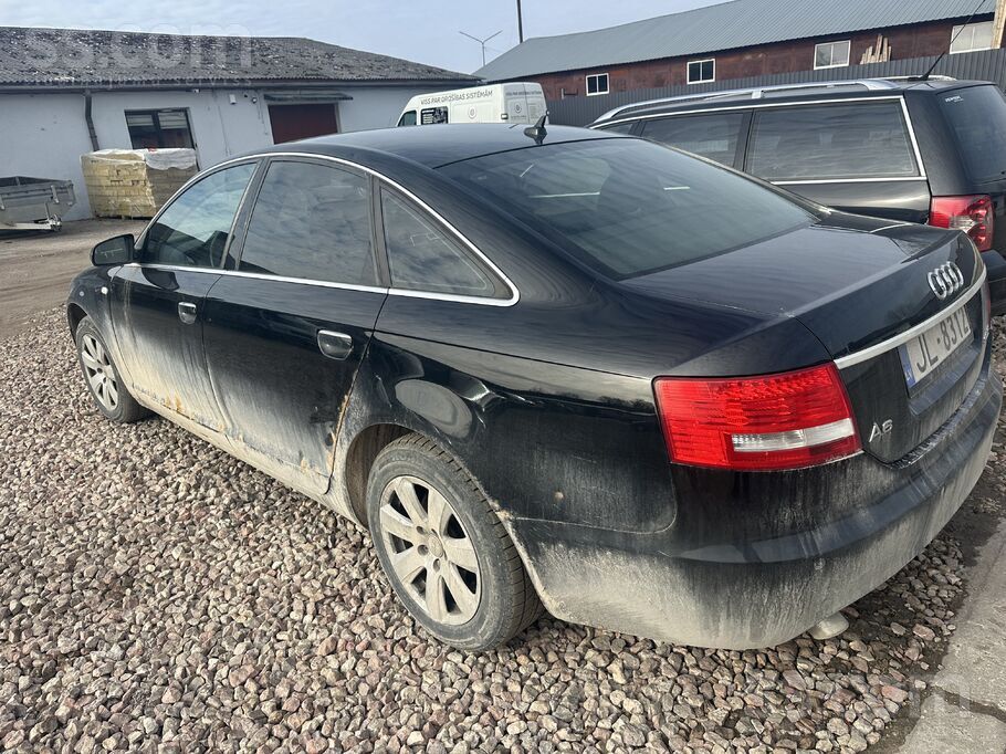 Audi Var taisiit var rez dalam , pilniba braucams vizua