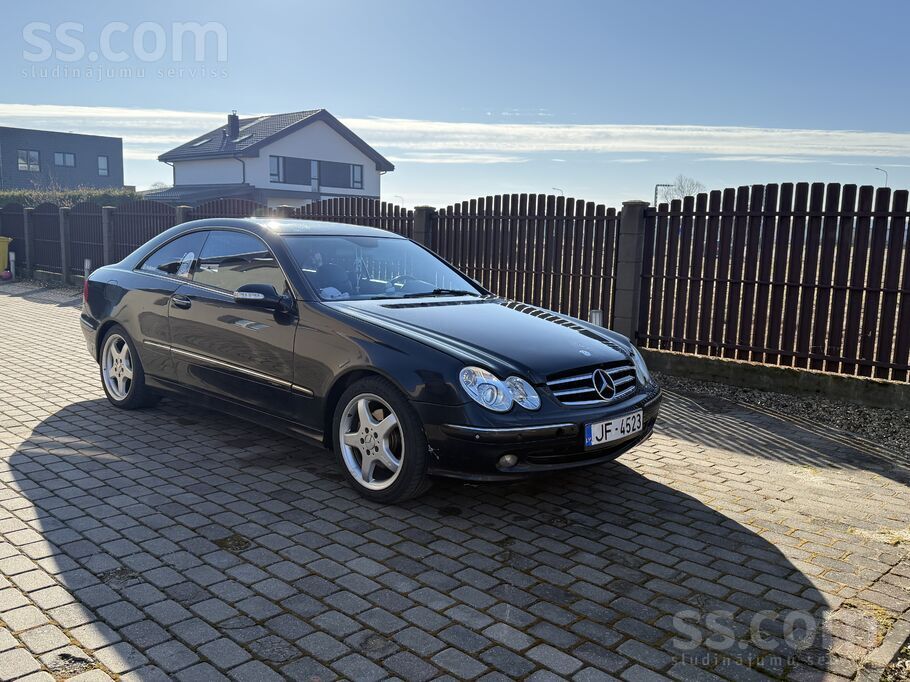 Pārdod Mercedes-Benz Clk240 (W209)
Melna krāsa, elegants kupejas tipa aut