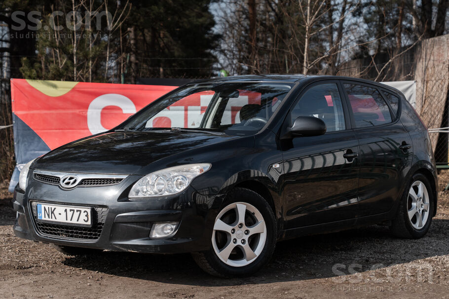 Pārdod Hyundai i30 2008. gada ar 103kw, 2.0l dīzeļa dzinēju. Ērts un labi ko