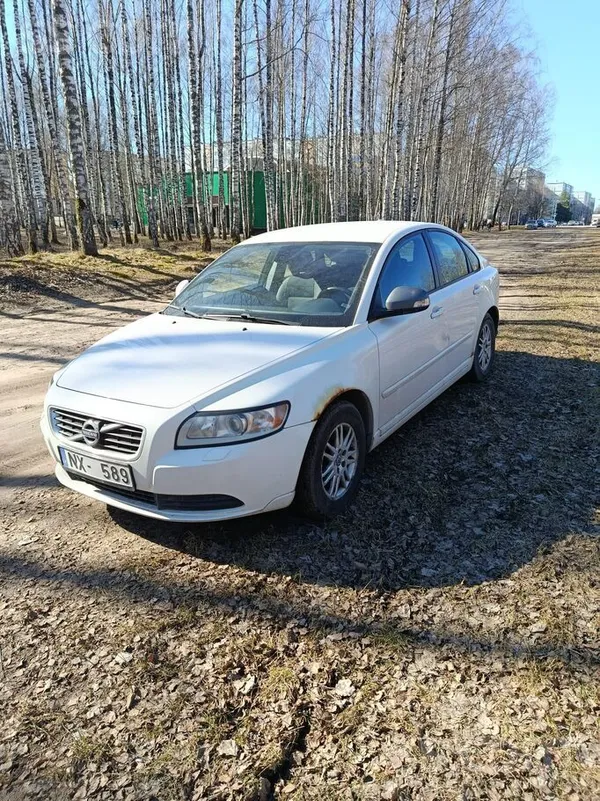 Volvo Sīkāk sarunas laikā.