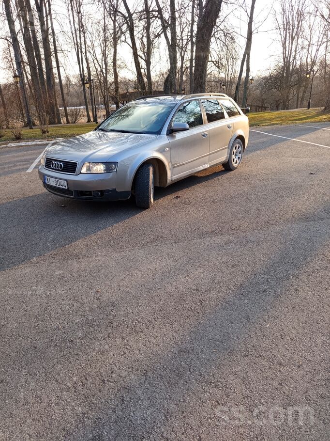 Audi Pārdodu auto. Samērā pastaigā tehniskā. Rūc, brauc