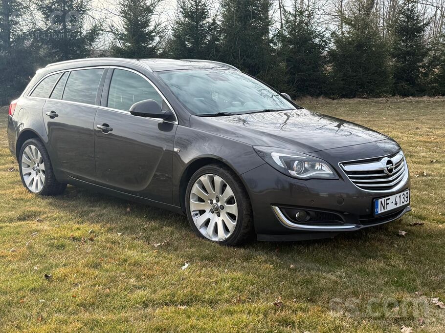Opel Pārdodu Opel Insignia Sports Tourer SW. Esmu 2. īp