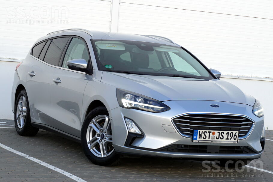 No Vācijas no oficiālā autocentra "Ford". Ford Focus Titanium - 1.5 Tdci 88