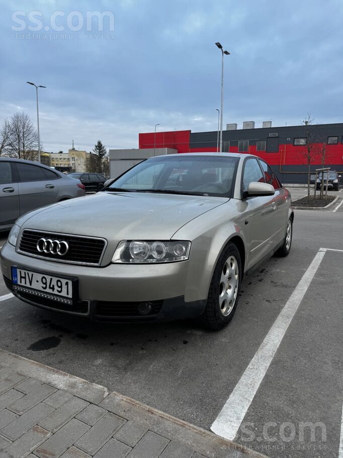 Audi Pārdodas Audi A4 tehniski labā stāvoklī, vizuāli i