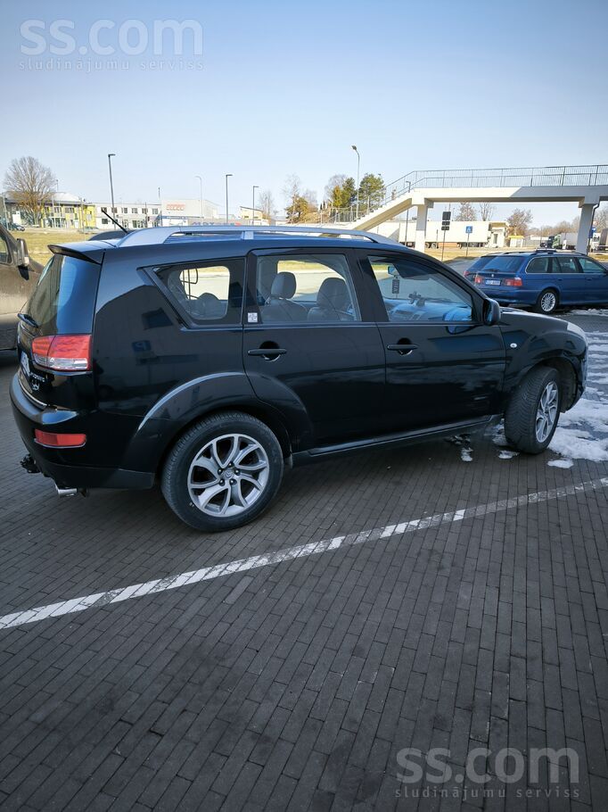 Citroen Pardodu Citroèn C-crosser. 2.2 Di. 4x4. Mehaniska