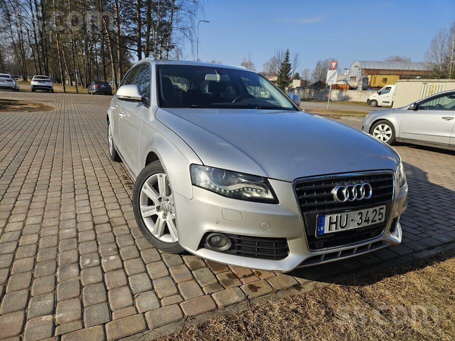 Audi Pārdodu Audi A4, labā stāvoklī. Manā īpašumā ir va