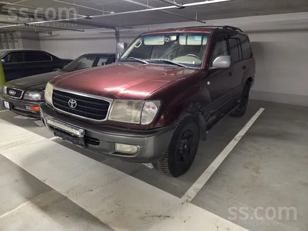 Toyota Pārdodu savu Land Cruiser, vienās rokās kopš 2014 