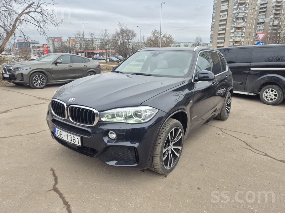 BMW BMW X5 Xdrive30D M-Pack 3.0l dīzelis. 190kw