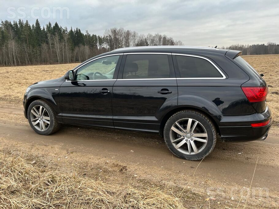Audi Q7 3.0 Tfsi S-line (7 мест) в хорошем состоянии.
Продаётся комфортн