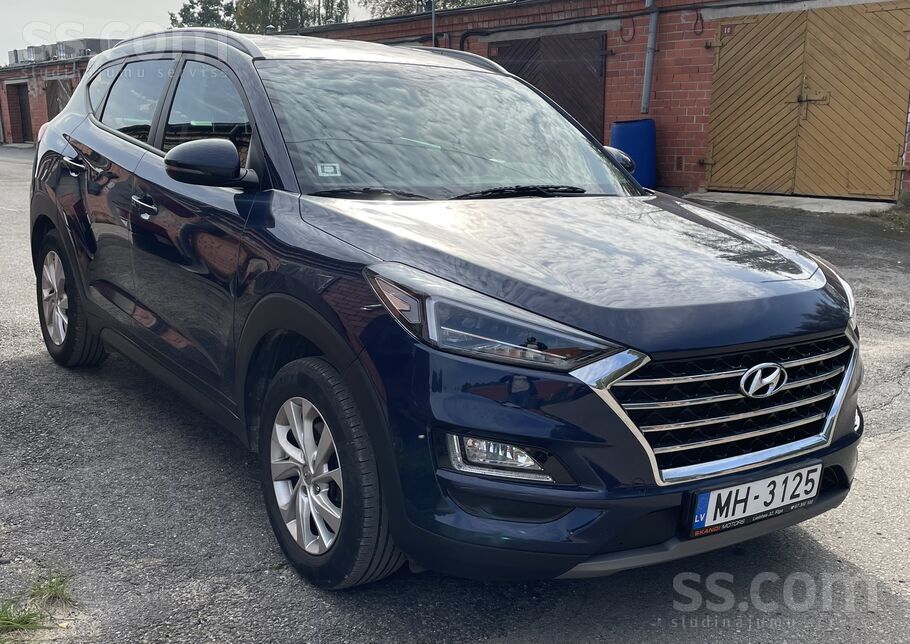 Labdien. Pārdod Hyundai Tucson 1.6 benzīns. 130 KW motors. TA 10.27. bez aiz