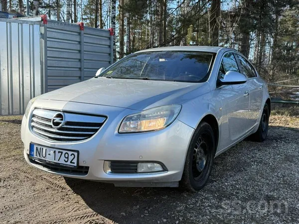 Opel Pārdodas Opel insignija 2.0 dīzelis ar96kw motoru