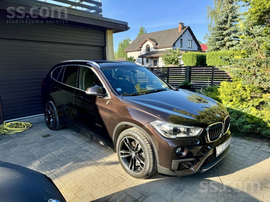 BMW BMW X1 2016 2.0D xDrive ar labu ādas salonu un ska