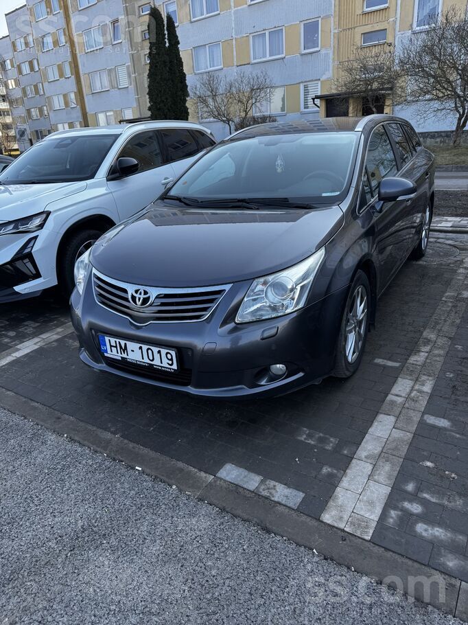 Toyota Avensis 2.0 benzīns 112kw