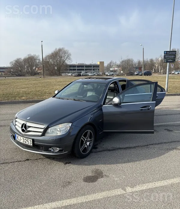 Mercedes Pārdodu Mercedes C220 cdi. “Avantgarde” pelēki-zil